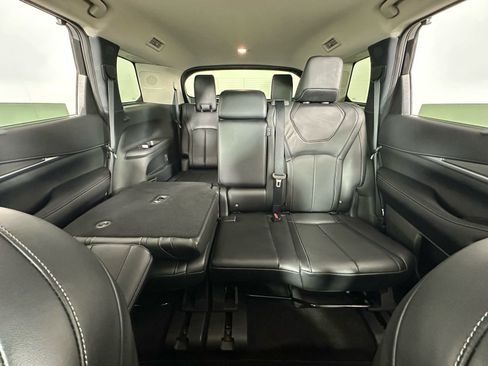 Used 2023 INFINITI QX60 Luxe w/ Cargo Package image 4