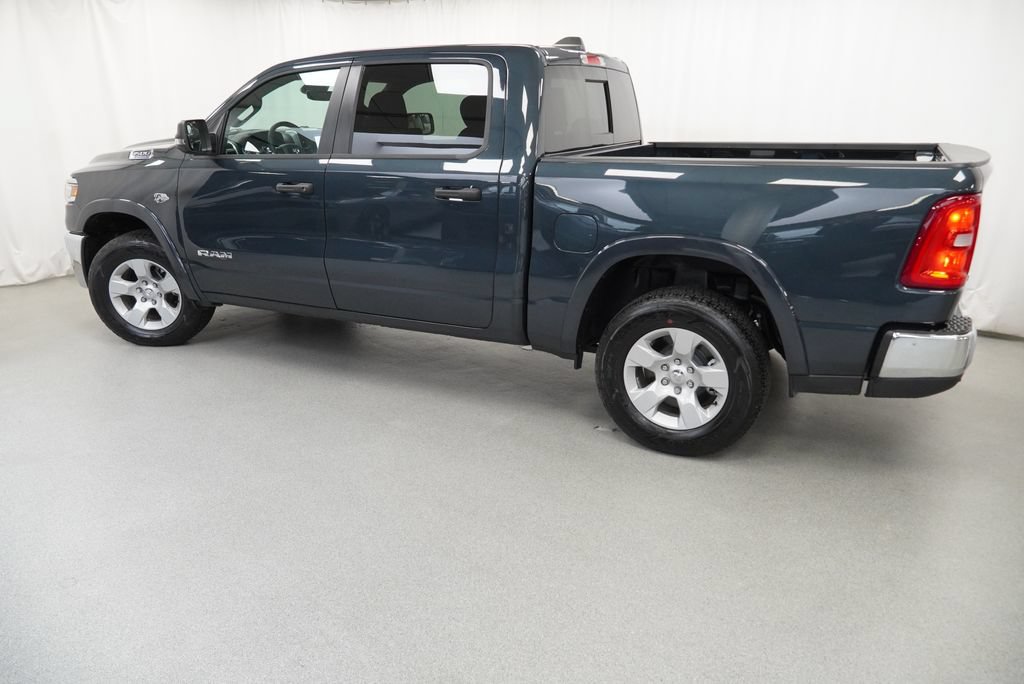 New 2026 RAM 1500 Big Horn AWD/4WD image 14