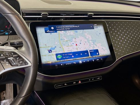 Used 2025 Mercedes-Benz E 350 Sedan image 18