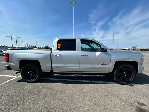Used 2016 Chevrolet Silverado 1500 LT w/ Rally 2 Edition image 5