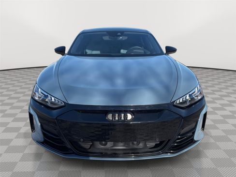 Used 2022 Audi e-tron GT Prestige w/ Prestige Package image 19