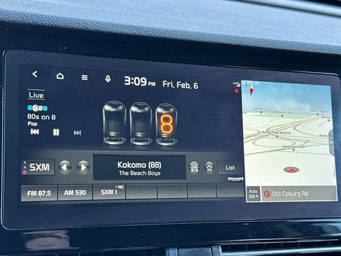 Used 2022 Kia Niro EX image 21