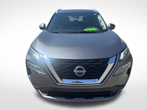 Used 2022 Nissan Rogue SL w/ SL Premium Package image 8