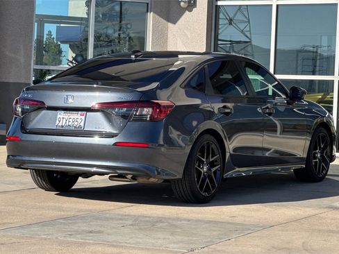 Certified 2025 Honda Civic Sport image 8