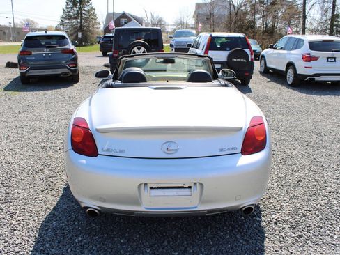 Used 2002 Lexus SC 430 Convertible RWD image 8
