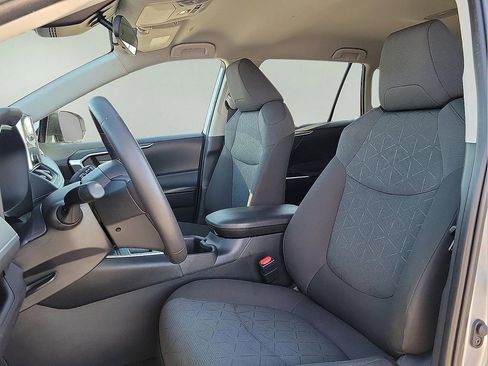 Used 2025 Toyota RAV4 XLE w/ Weather Package image 11