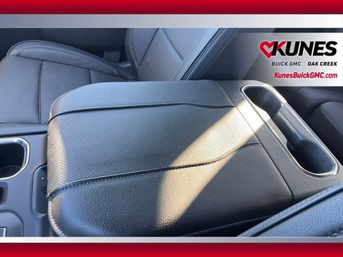 Used 2024 GMC Sierra 1500 AT4 w/ Technology Package image 18