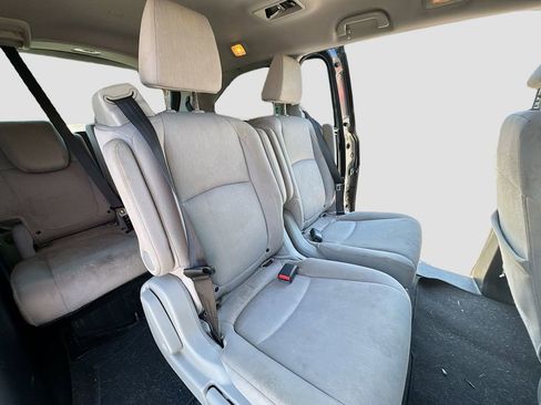 Used 2019 Honda Odyssey EX image 26