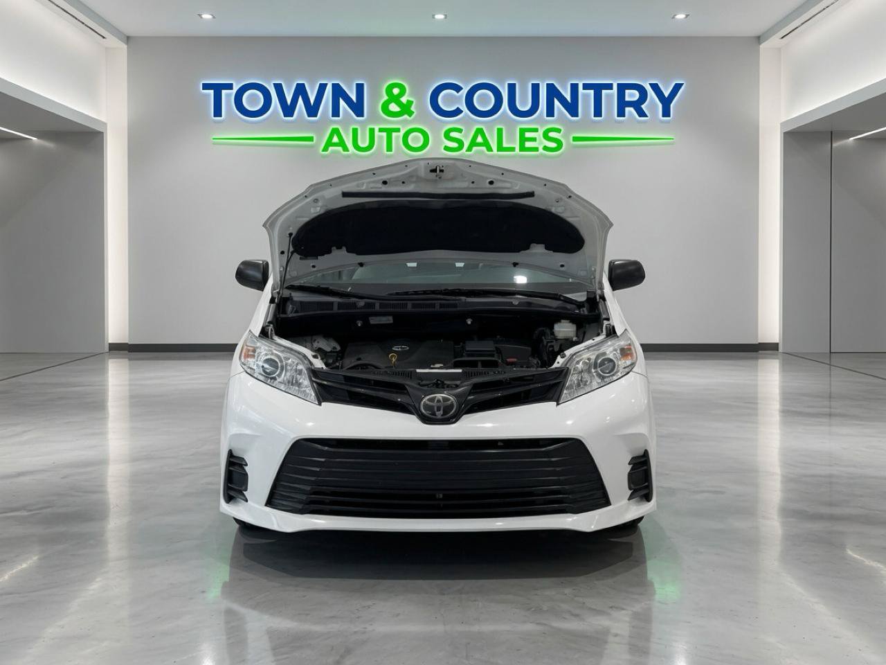Used 2020 Toyota Sienna L FWD image 10
