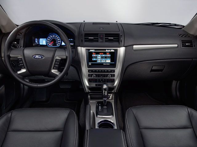 Used 2010 Ford Fusion Hybrid FWD image 4