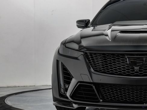 Used 2022 Cadillac CT5 V Blackwing w/ Carbon Fiber Package 2 RWD image 30
