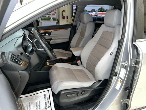 Used 2020 Honda CR-V Touring image 19