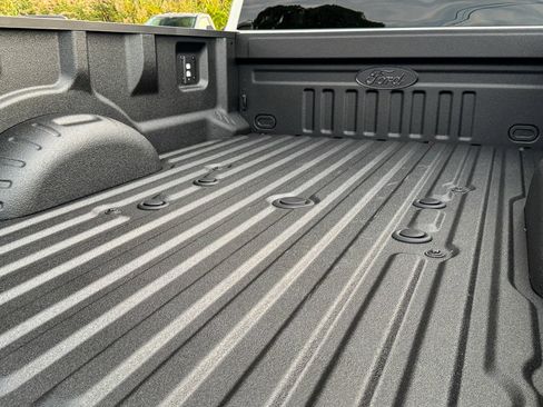 New 2026 Ford F450 Platinum w/ FX4 Off-Road Package image 25