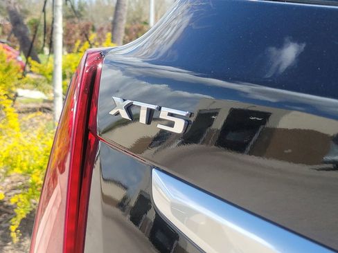 Used 2020 Cadillac XT5 Premium Luxury image 15