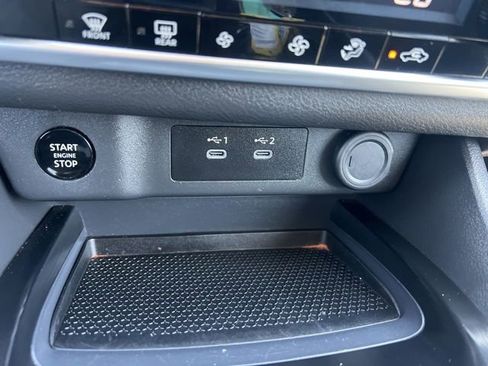 Used 2025 Nissan Rogue SV FWD image 19