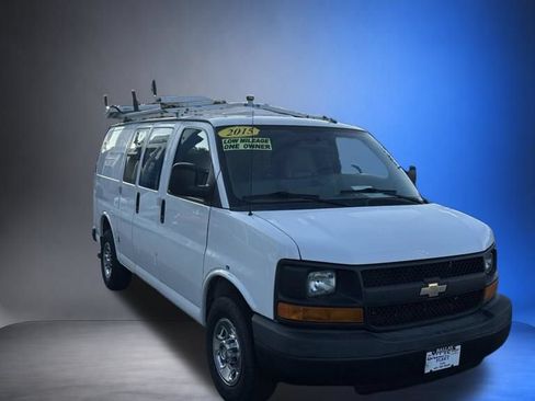 Used 2015 Chevrolet Express 2500 RWD image 6