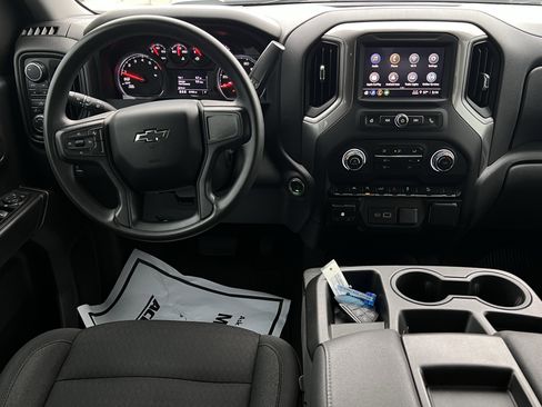 Used 2024 Chevrolet Silverado 1500 Custom Trail Boss w/ LPO, Dark Essentials Package image 10