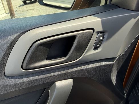 Used 2020 Ford Ranger XL w/ Equipment Group 101A Mid image 17