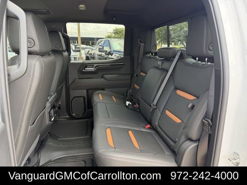 New 2026 GMC Sierra 1500 AT4 w/ AT4 Premium Package AWD/4WD image 24