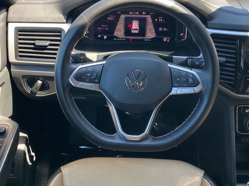 Certified 2023 Volkswagen Atlas Cross Sport SEL AWD/4WD image 5