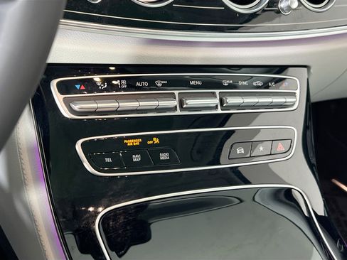 Used 2023 Mercedes-Benz E 350 4MATIC Sedan image 16