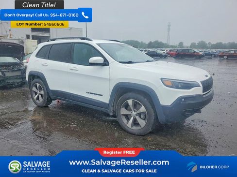 Used 2020 Jeep Cherokee Latitude w/ Quick Order Package 26F North AWD/4WD image 5