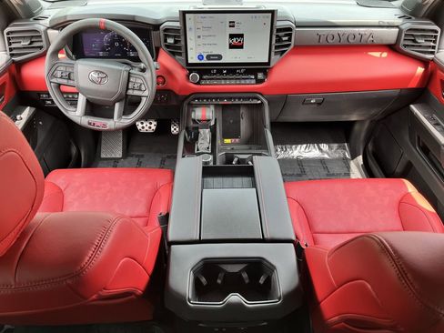 Used 2025 Toyota Tundra TRD Pro AWD/4WD image 9