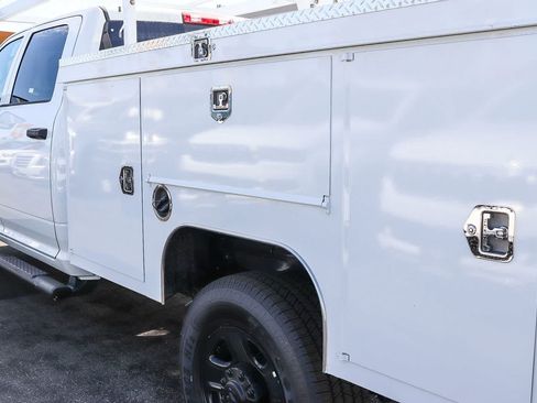 New 2026 RAM 2500 Tradesman AWD/4WD image 11