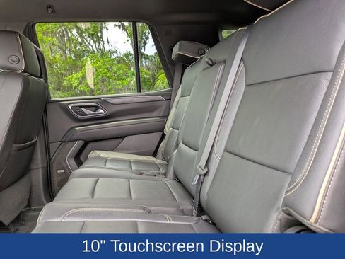 Used 2023 GMC Yukon SLT AWD/4WD image 17