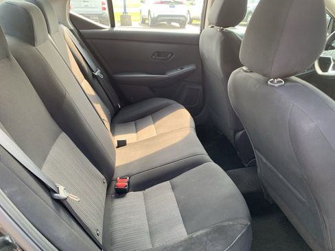 Used 2025 Nissan Sentra SV image 12