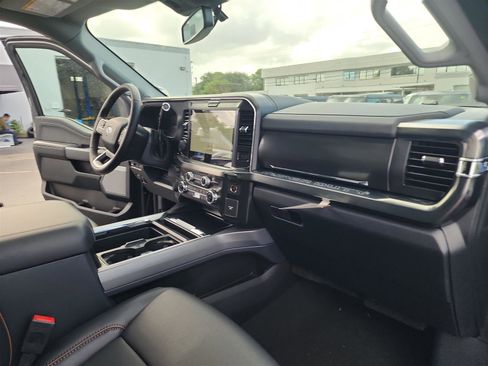 New 2025 Ford F350 Lariat w/ Lariat Ultimate Package image 21