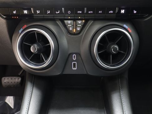 Used 2022 Chevrolet Blazer LT w/ Redline Edition image 11