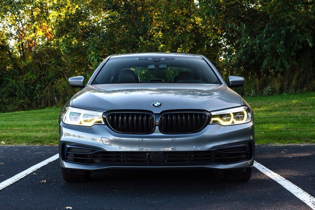 Used 2020 BMW 540i xDrive w/ Executive Package AWD/4WD image 2