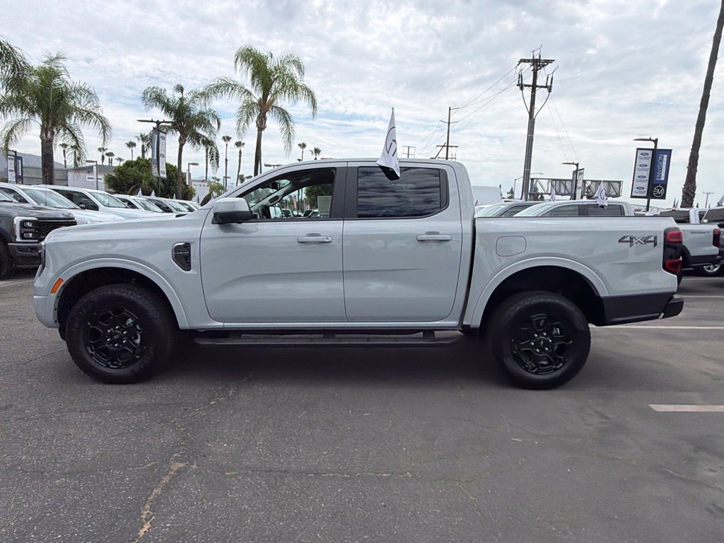 New 2026 Ford Ranger Lariat w/ Black Appearance Package AWD/4WD image 7