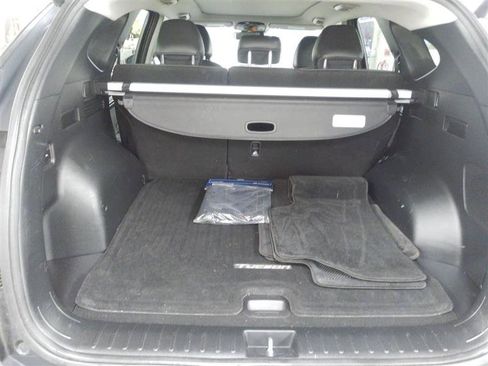 Used 2023 Hyundai Tucson Limited w/ Cargo Package image 10