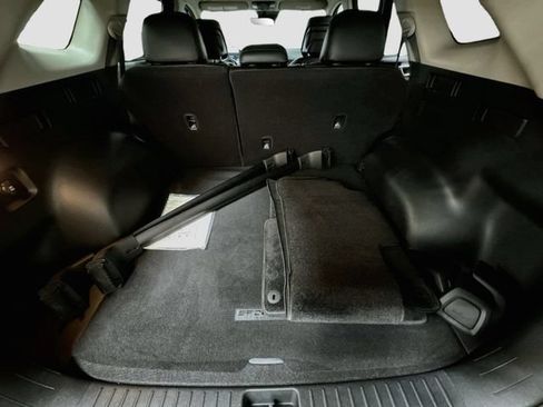 Used 2024 Kia Sportage EX AWD/4WD image 29