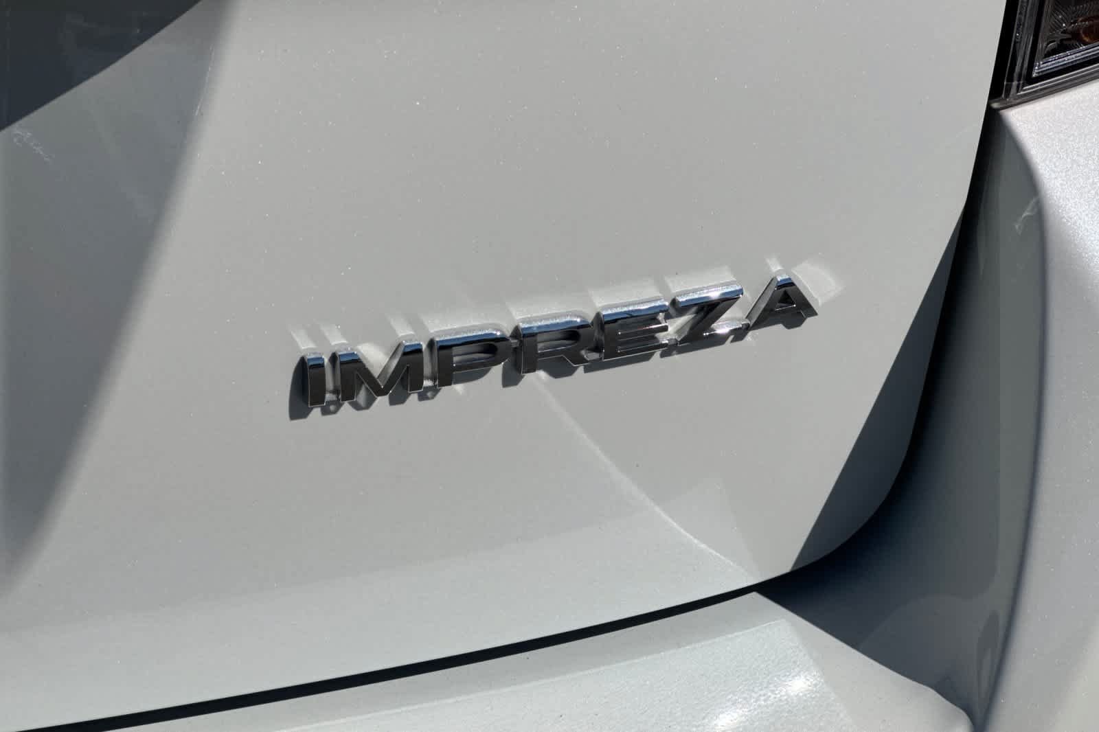 Used 2022 Subaru Impreza 2.0i Premium AWD/4WD image 31