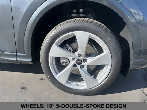 New 2025 Audi Q5 Premium Plus image 9