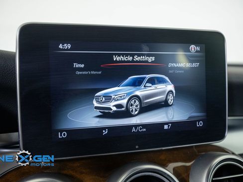 Used 2019 Mercedes-Benz GLC 300 4MATIC image 20