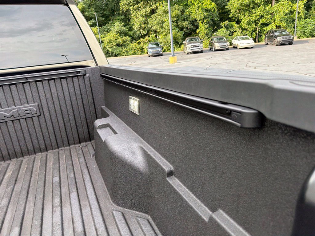 Used 2025 Toyota Tacoma TRD Sport RWD image 16