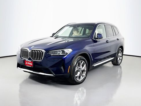 Used 2022 BMW X3 xDrive30i w/ Premium Package image 1