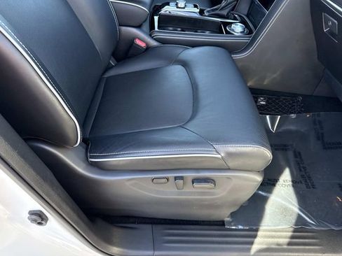 Used 2024 INFINITI QX80 Premium Select w/ Cargo Package image 15