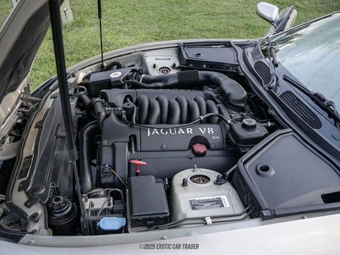 Used 1999 Jaguar XK8 8 Convertible image 25