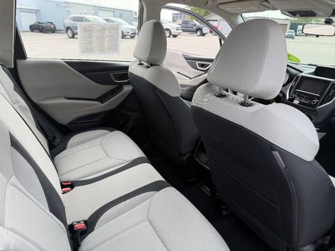 Used 2022 Subaru Forester AWD/4WD image 12