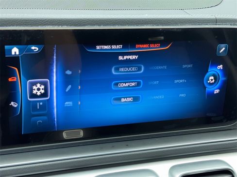 Used 2025 Mercedes-Benz GLE 53 AMG 4MATIC Coupe image 33