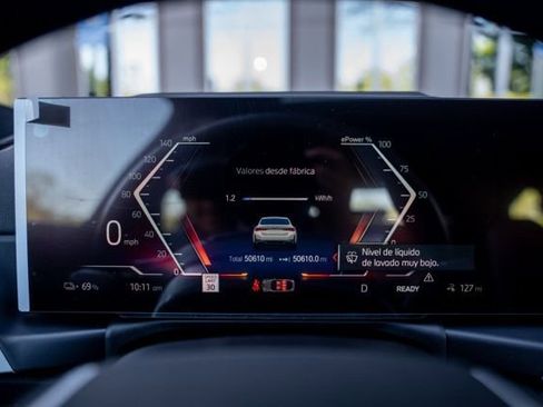 Used 2023 BMW i4 eDrive35 w/ Premium Package RWD image 31