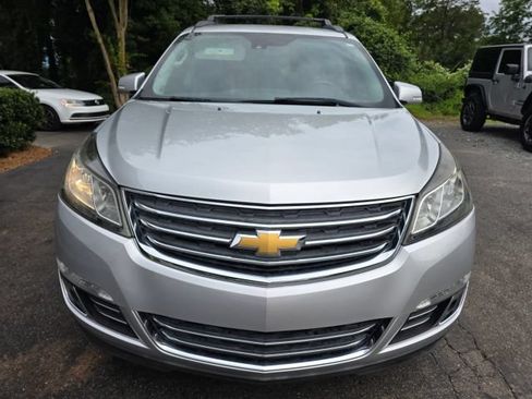 Used 2015 Chevrolet Traverse LTZ AWD/4WD image 2