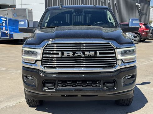 Used 2024 RAM 2500 Laramie image 3