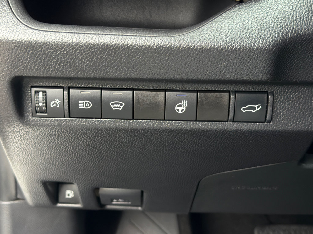 Used 2024 Toyota RAV4 XLE Premium w/ Weather Package AWD/4WD image 19