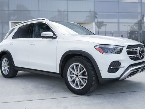 Used 2025 Mercedes-Benz GLE 350 4MATIC image 5